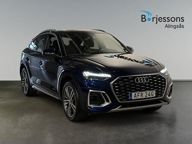Navarrablå metallic Begagnad 2021 Audi Q5 Sportback S-Line SUV | 419 900 kr (Marknadspris) - Bild 1/4