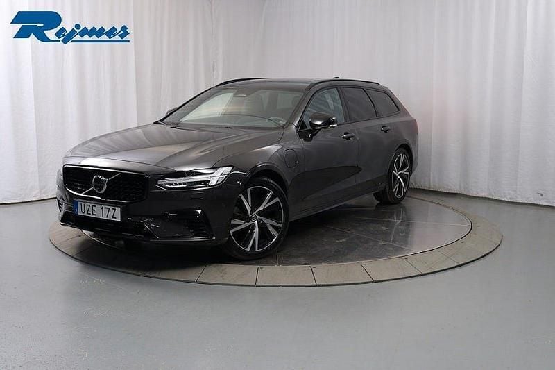 Grå Begagnad 2022 Volvo V90 R-Design Kombi | 439 900 kr (Marknadspris) - Bild 1/4