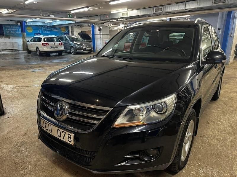 Begagnad VW Tiguan 140 HK (102 kW) 2009 SUV