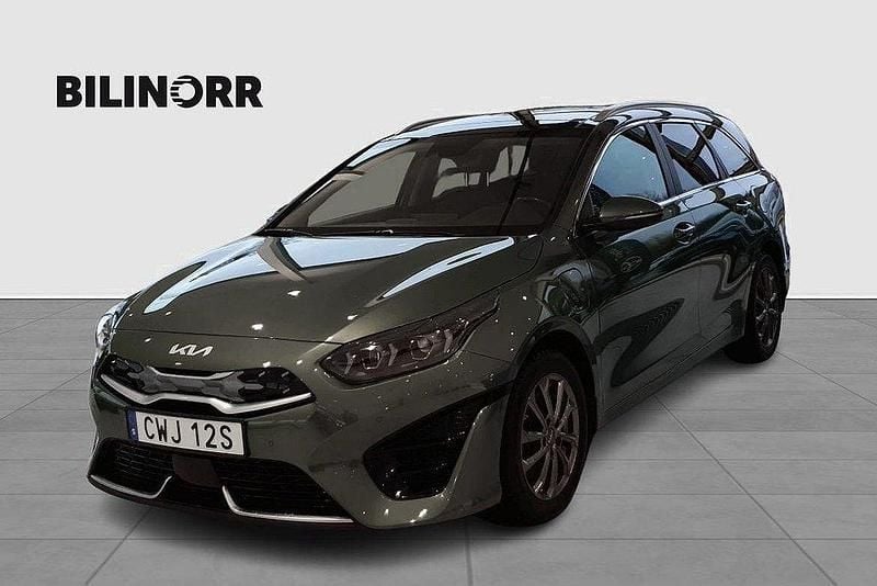Grön Begagnad 2023 Kia Ceed Sportswagon Advance Kombi | 289 900 kr (Dyr) - Bild 1/4