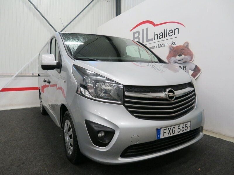 Grå Begagnad 2015 Opel Vivaro Van | 75 000 kr (Bra pris) - Bild 1/4