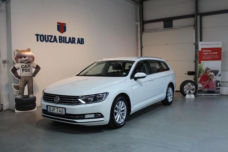 Vit Begagnad 2015 VW Passat Kombi | 149 900 kr (Bra pris) - Bild 1/4