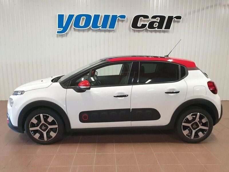 Vit (vit/röd) Begagnad 2017 Citroën C3 Halvkombi | 109 000 kr (Dyr) - Bild 1/4