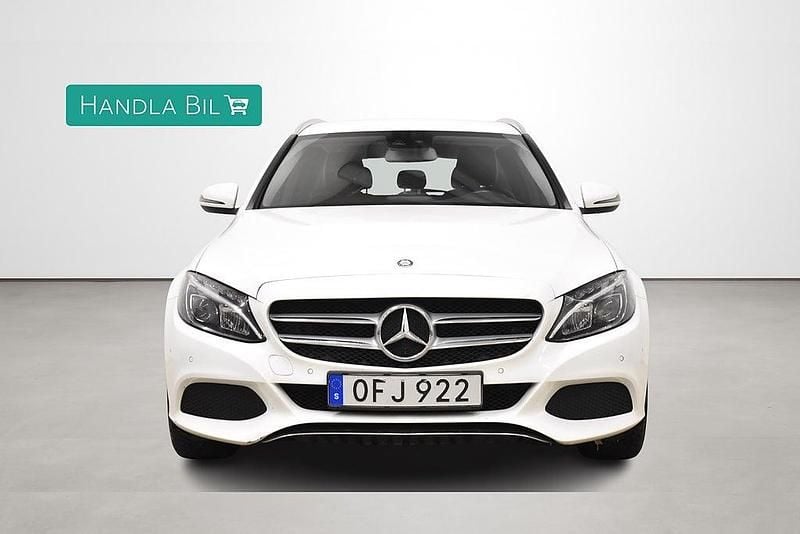 Begagnad Mercedes C220 Avantgarde 170 HK (125 kW) 2016 Vit Kombi