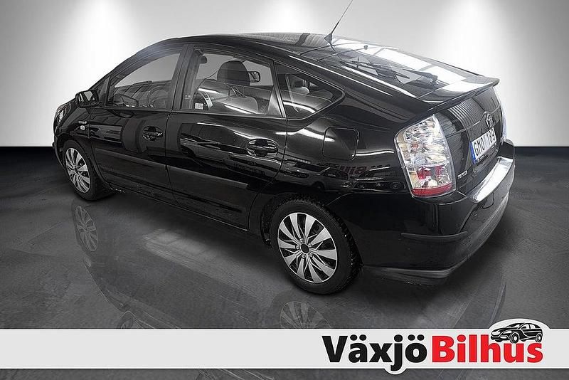 Begagnad Toyota Prius 112 HK (82 kW) 2007 Svart Halvkombi