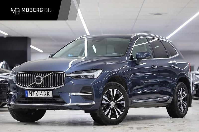 Begagnad Volvo XC60 Core 350 HK (257 kW) 2023 Blå SUV