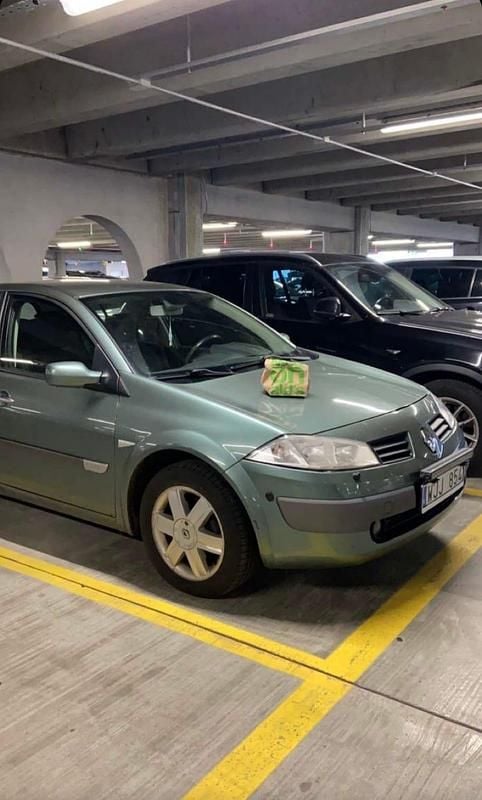 Begagnad Renault Mégane II 113 HK (83 kW) 2005