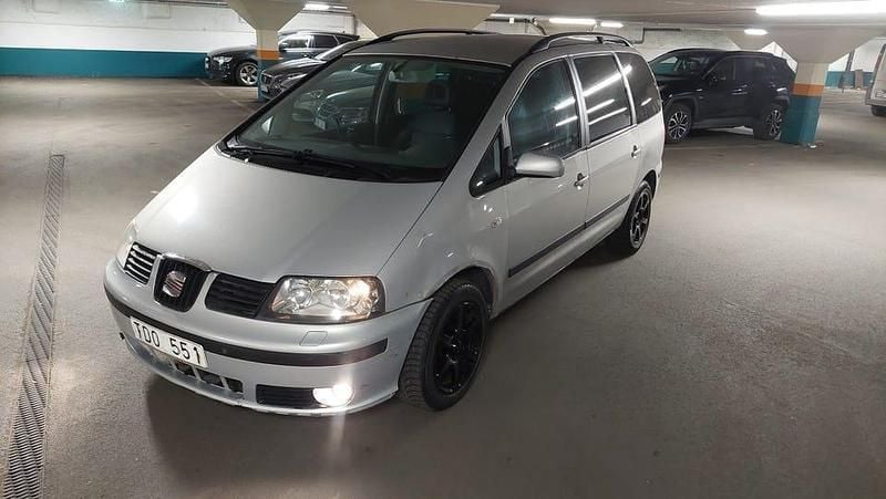 Begagnad 2002 Seat Alhambra Minibuss | 16 000 kr - Bild 1/4