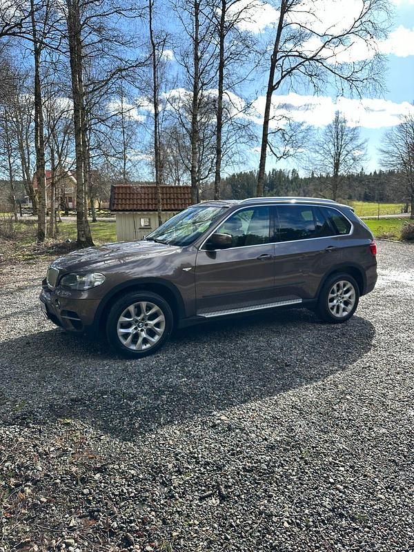 Begagnad BMW X5 306 HK (225 kW) 2012 SUV