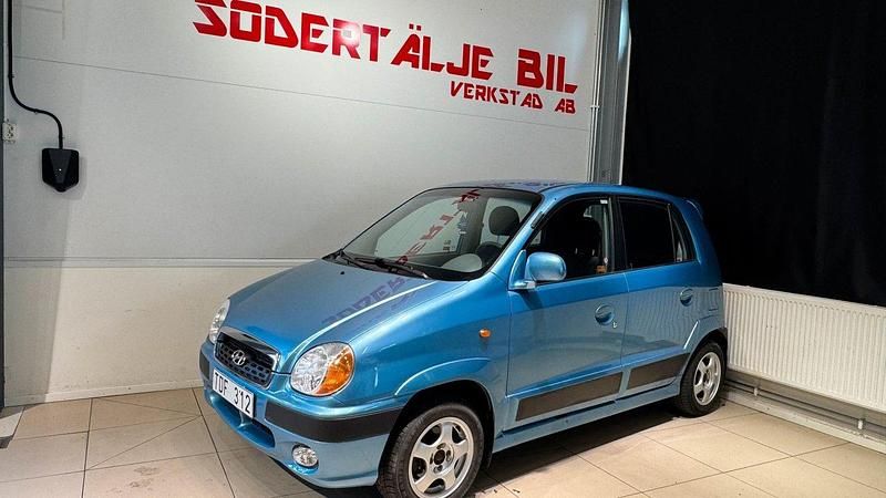 Blå Begagnad 2001 Hyundai Atos Prime Halvkombi | 24 900 kr - Bild 1/4