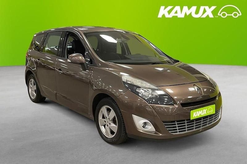 Brun Begagnad 2011 Renault Grand Scénic III Minibuss | 58 900 kr (Marknadspris) - Bild 1/4