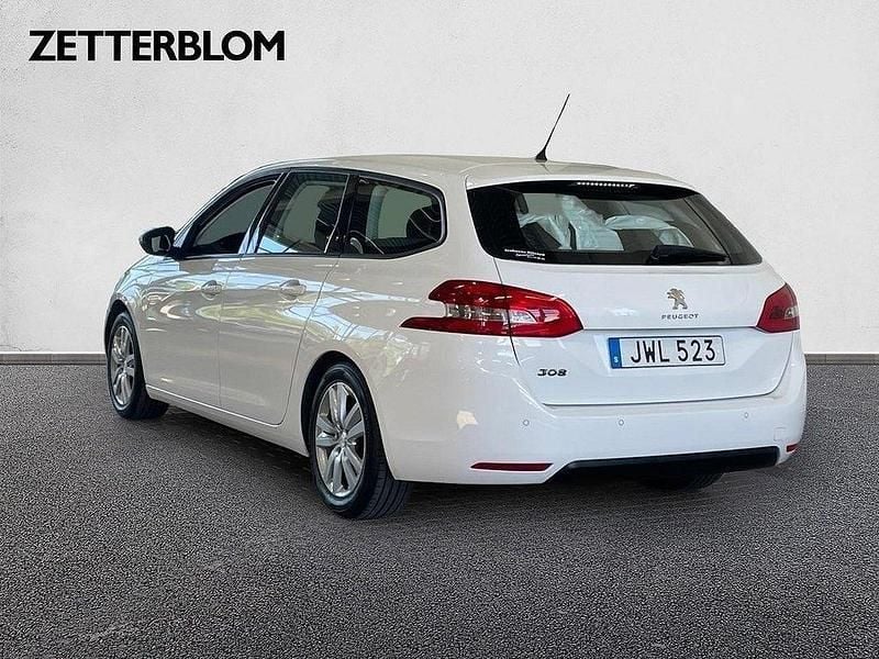 Begagnad Peugeot 308 111 HK (81 kW) 2015 Vit Kombi