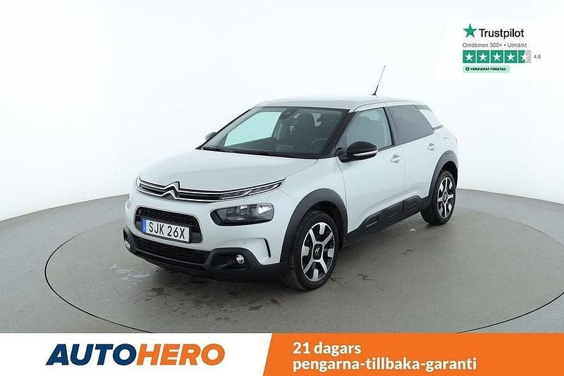 Vit Begagnad 2019 Citroën C4 Cactus PureTech Halvkombi | 127 000 kr (Marknadspris) - Bild 1/4