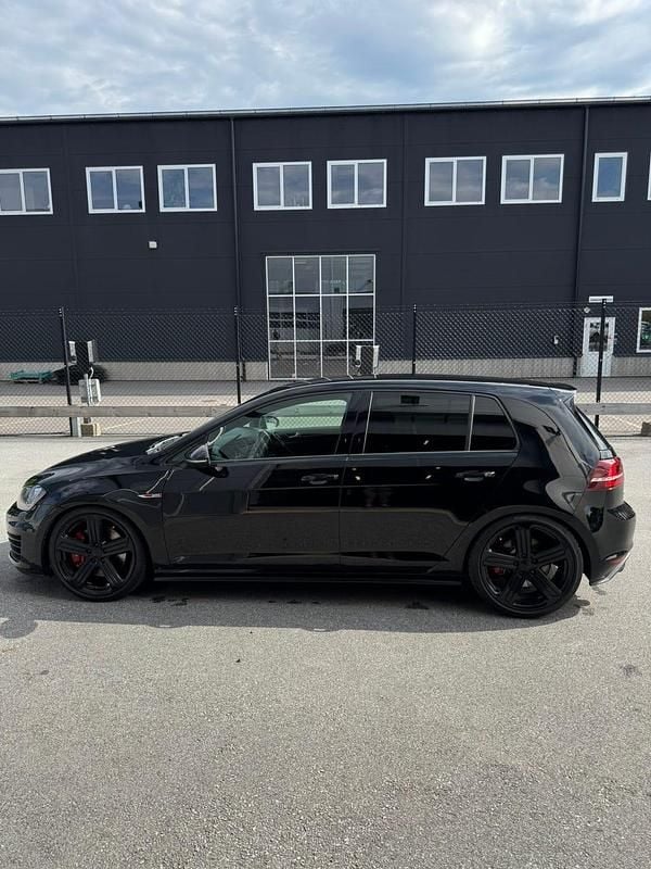 Begagnad VW Golf VII GTI 230 HK (169 kW) 2014