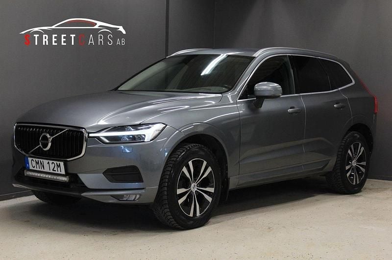 Grå Begagnad 2019 Volvo XC60 Momentum SUV | 244 900 kr (Marknadspris) - Bild 1/4