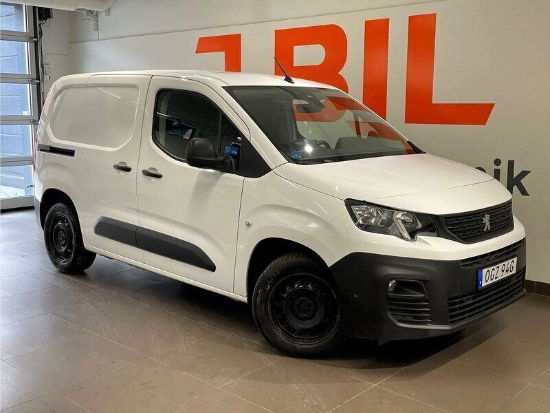 Vit Begagnad 2019 Peugeot Partner Minibuss | 159 900 kr (Bra pris) - Bild 1/4