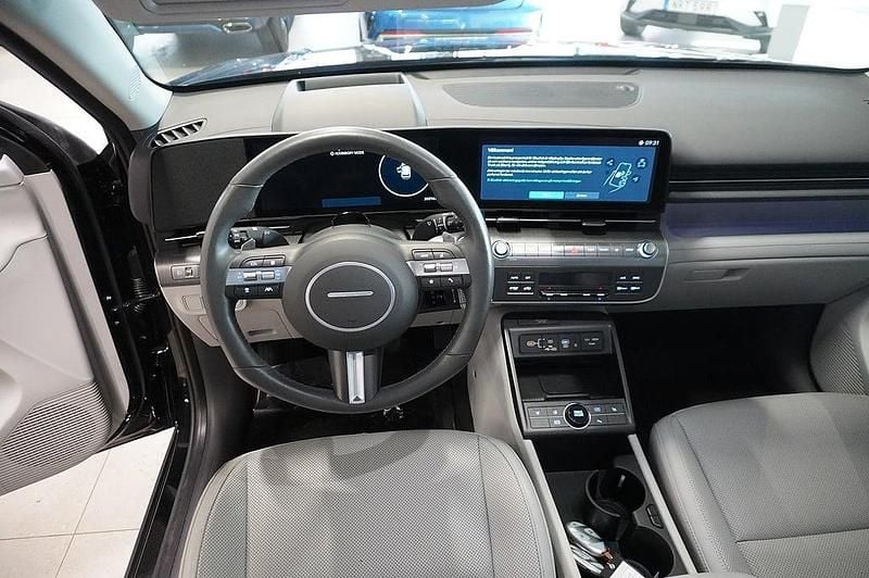 Begagnad Hyundai Kona Advanced 160 kW (218 HK) 2024 Abyss black SUV