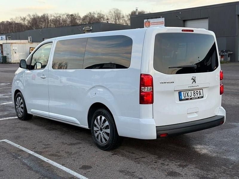 Begagnad Peugeot Traveller 144 HK (105 kW) 2022 Vit Minibuss