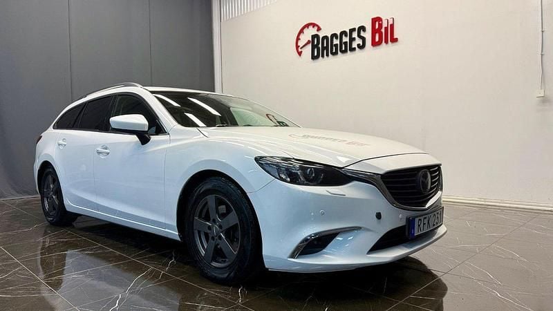 Vit Begagnad 2016 Mazda 6 Optimum Kombi | 114 900 kr (Superpris) - Bild 1/4