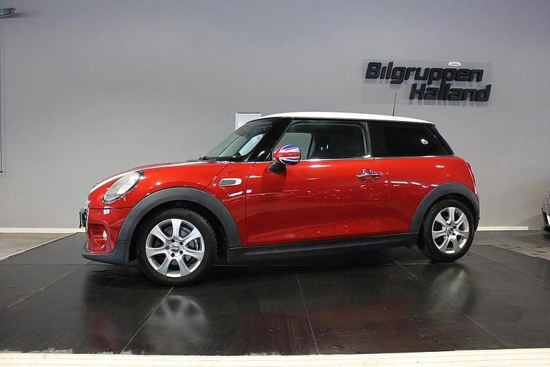 Begagnad Mini Cooper D Chili 116 HK (85 kW) 2014 Röd (blazing red metallic) Halvkombi