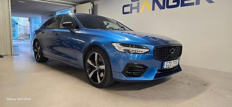 Blå Begagnad 2020 Volvo S90 R-Design Sedan | 399 900 kr (Dyr) - Bild 1/4