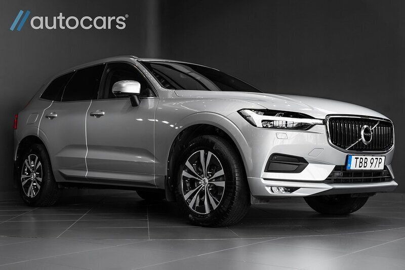 Silver Begagnad 2021 Volvo XC60 SE SUV | 348 750 kr (Marknadspris) - Bild 1/4