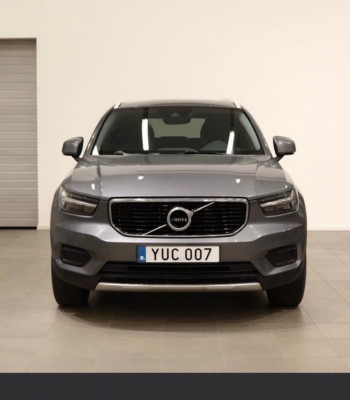 Begagnad 2019 Volvo XC40 SUV | 275 000 kr (Bra pris) - Bild 1/4