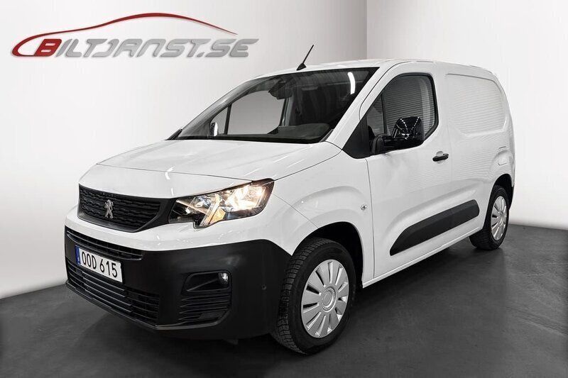 Vit Begagnad 2023 Peugeot Partner Minibuss | 1 999 kr - Bild 1/4