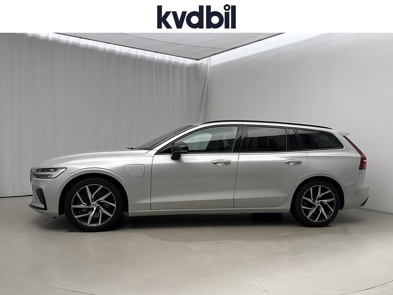Begagnad Volvo V60 2021 Vit Kombi