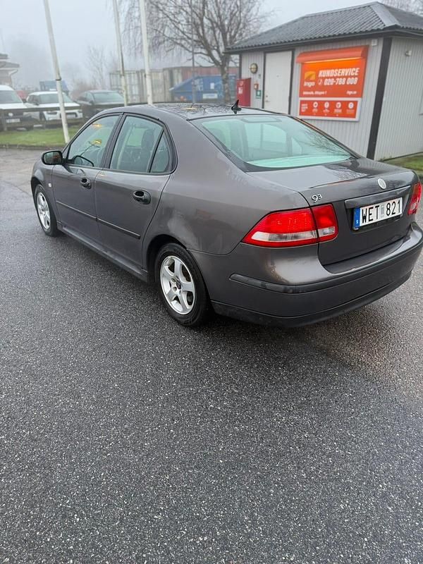Begagnad Saab 9-3 122 HK (89 kW) 2005