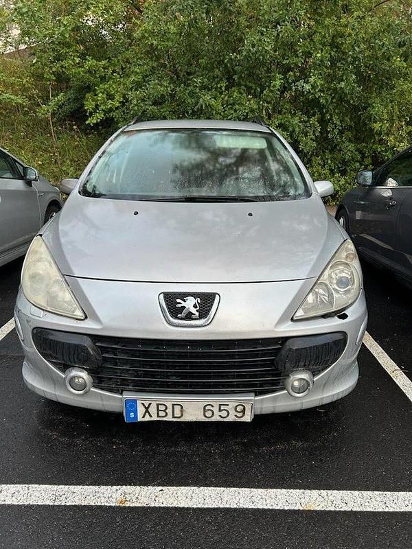 Grå Begagnad 2006 Peugeot 307 Kombi | 4 800 kr (Superpris) - Bild 1/2