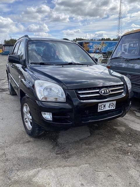 Svart Begagnad 2006 Kia Sportage 4 SUV | 23 000 kr (Bra pris) - Bild 1/4