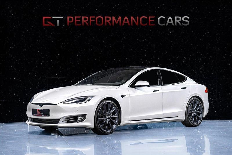Vit Begagnad 2019 Tesla Model S Halvkombi | 419 900 kr - Bild 1/3