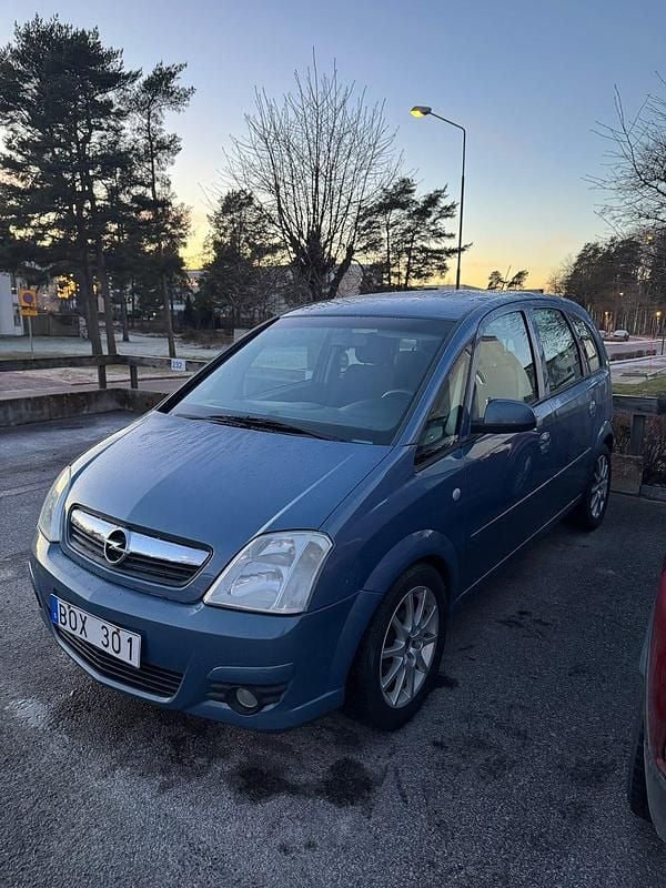 Begagnad Opel Meriva 101 HK (74 kW) 2007 Minibuss