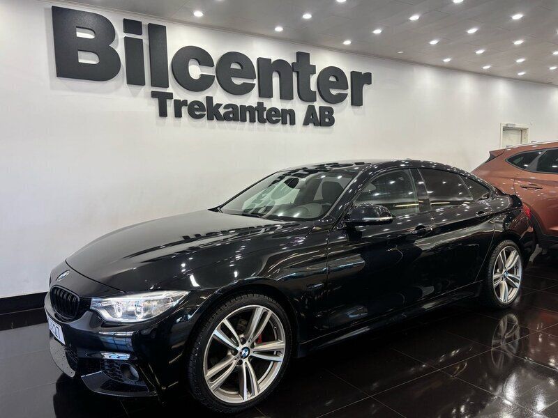 Svart Begagnad 2015 BMW 420 Gran Coupé M Sport Sportkupé | 169 900 kr (Lite dyr) - Bild 1/4
