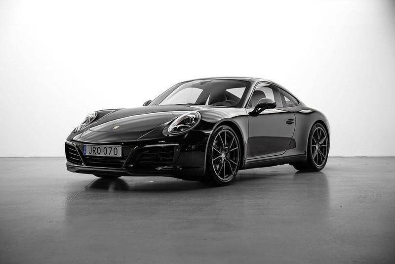 Begagnad Porsche 911 Carrera T 370 HK (272 kW) 2018 Svart Sportkupé