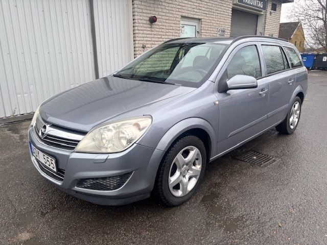 Grå Begagnad 2007 Opel Astra Kombi | 44 000 kr (Lite dyr) - Bild 1/4