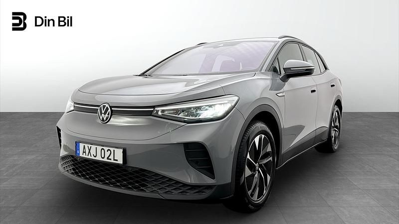 Grå Begagnad 2023 VW ID.4 Pro Performance SUV | 369 900 kr (Marknadspris) - Bild 1/4