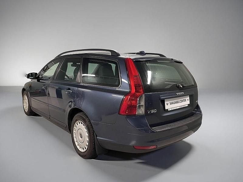 Begagnad Volvo V50 Kinetic 125 HK (91 kW) 2007 Blå Kombi
