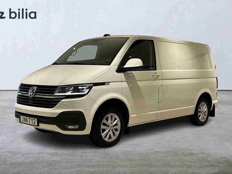 Vit Begagnad 2022 VW T6.1 Van | 329 900 kr (Marknadspris) - Bild 1/1