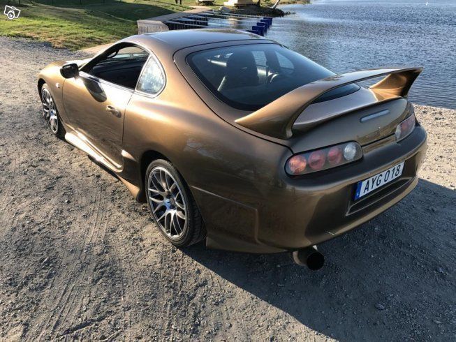 Toyota supra 95