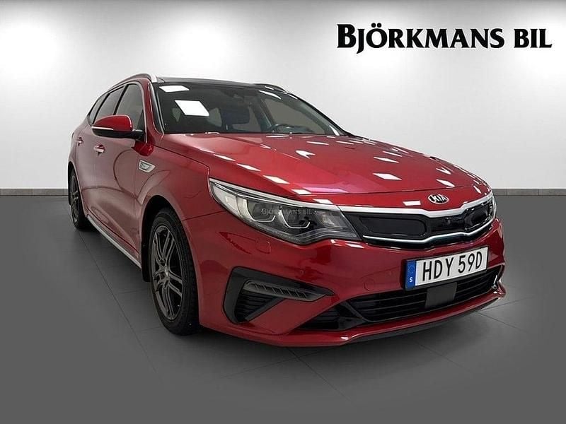 Begagnad Kia Optima Advance 154 HK (113 kW) 2019 Röd Kombi