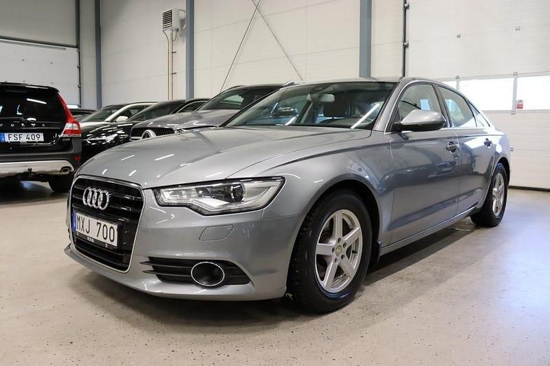 Grå Begagnad 2012 Audi A6 Sedan | 158 900 kr (Lite dyr) - Bild 1/4