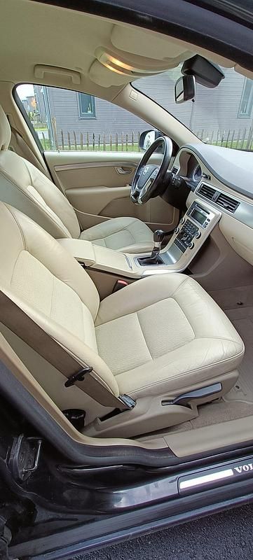 Begagnad Volvo V70 163 HK (119 kW) 2011 Kombi