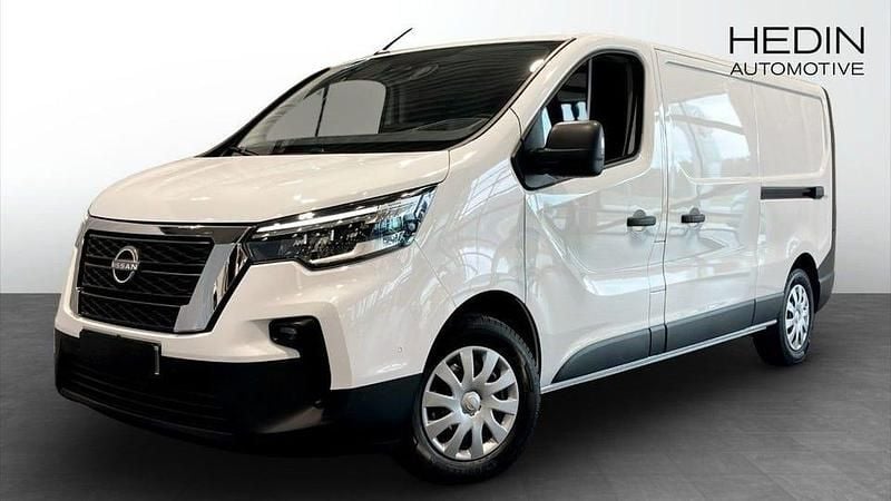 Vit Ny 2025 Nissan Primastar Minibuss | 395 536 kr - Bild 1/4