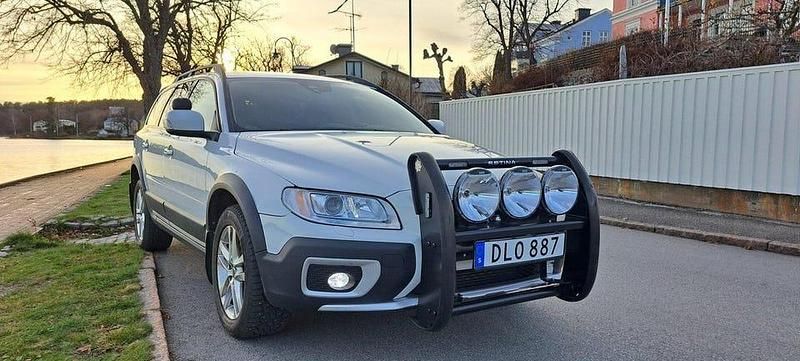 Begagnad 2013 Volvo XC70 SUV | 104 000 kr (Lite dyr) - Bild 1/4