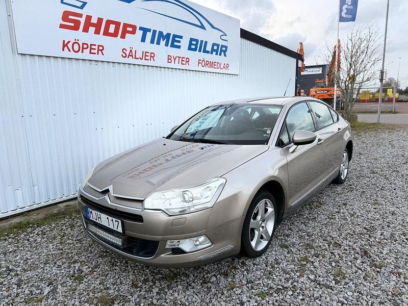 Ljusbrun (brun) Begagnad 2010 Citroën C5 Sedan | 34 900 kr (Marknadspris) - Bild 1/4