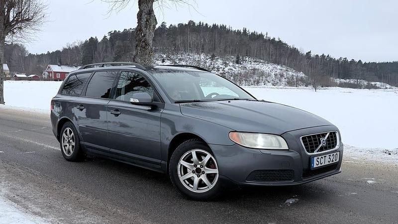 Begagnad Volvo V70 145 HK (106 kW) 2008 Kombi