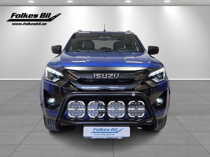 Begagnad Isuzu D-Max 163 HK (119 kW) 2024 Biarritz blue metallic Pickup