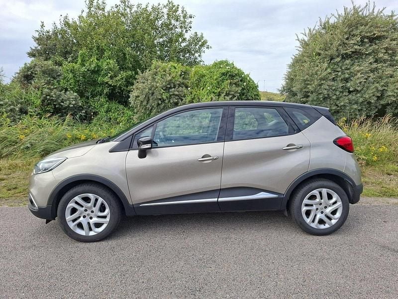 Begagnad 2016 Renault Captur SUV | 84 500 kr (Marknadspris) - Bild 1/4